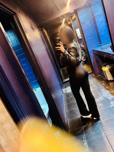 LARA escort sexual en Bilbao
